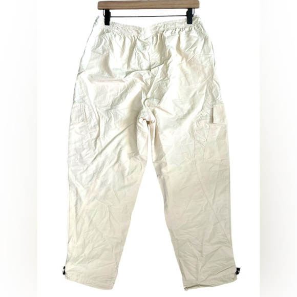 Puma Women’s Turn It Up Cargo Track Pants Y2k Style Nylon Pants Mini Logo Medium - Picture 2 of 8